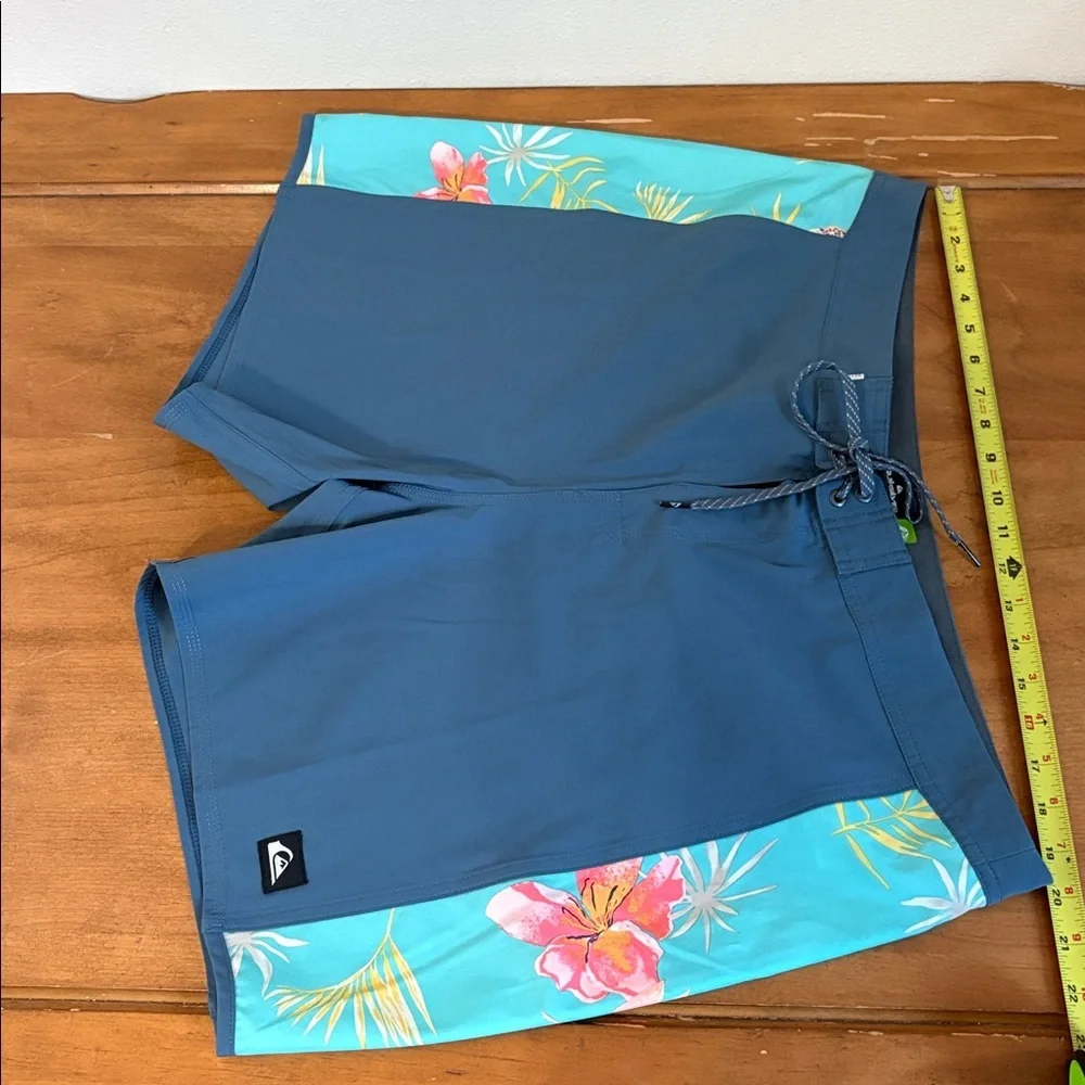 Quiksilver NWOT Siefailk Arch Men's Board Shorts Size 40